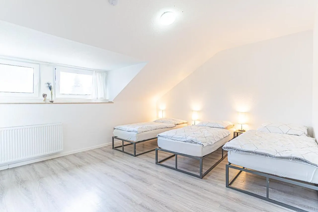 Goldvilla - Koln